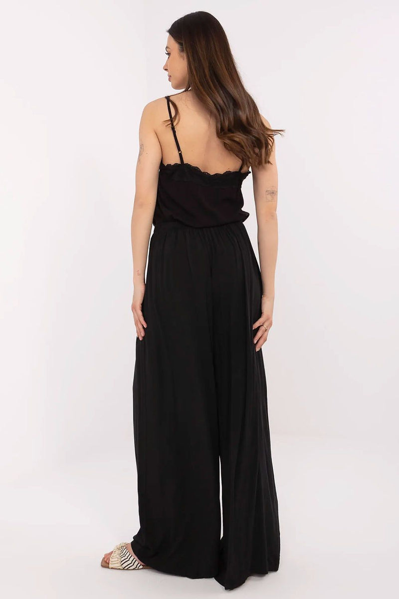  Women trousers model 212285 Italy Moda 