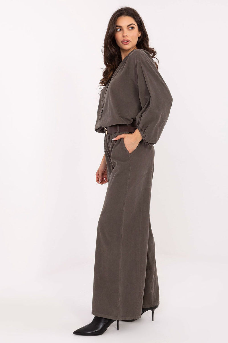  Women trousers model 220286 Italy Moda 