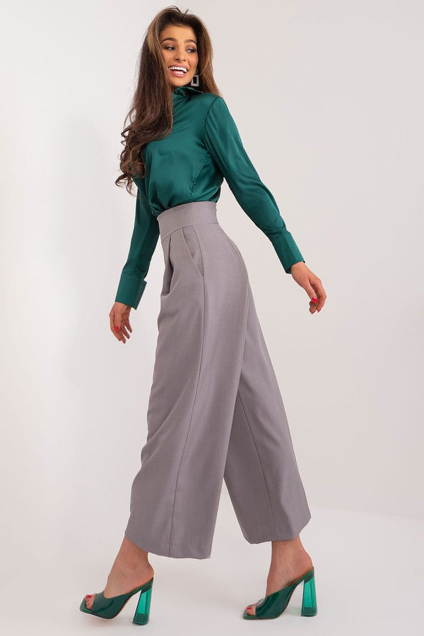 Women trousers Italy Moda